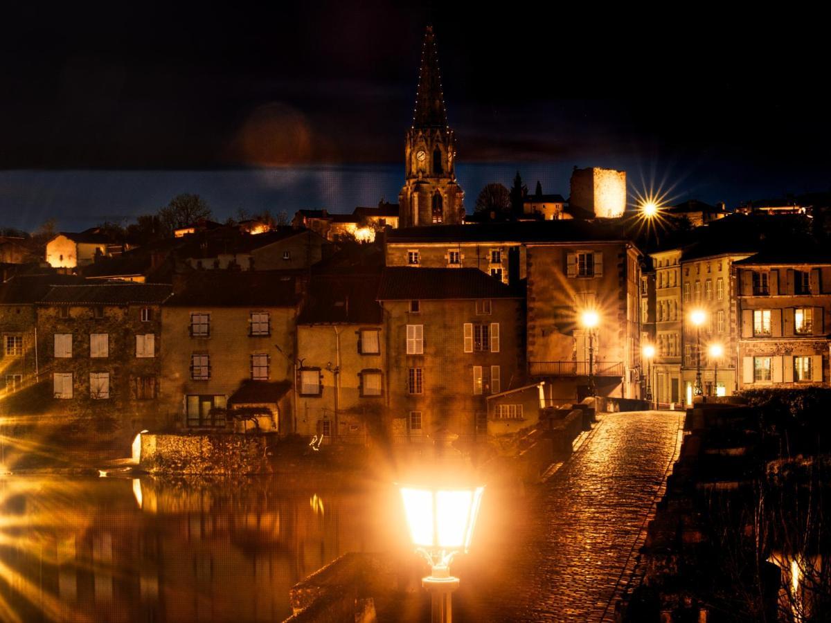 Pont Vieux Chambres D'Hotes Confolens Esterno foto