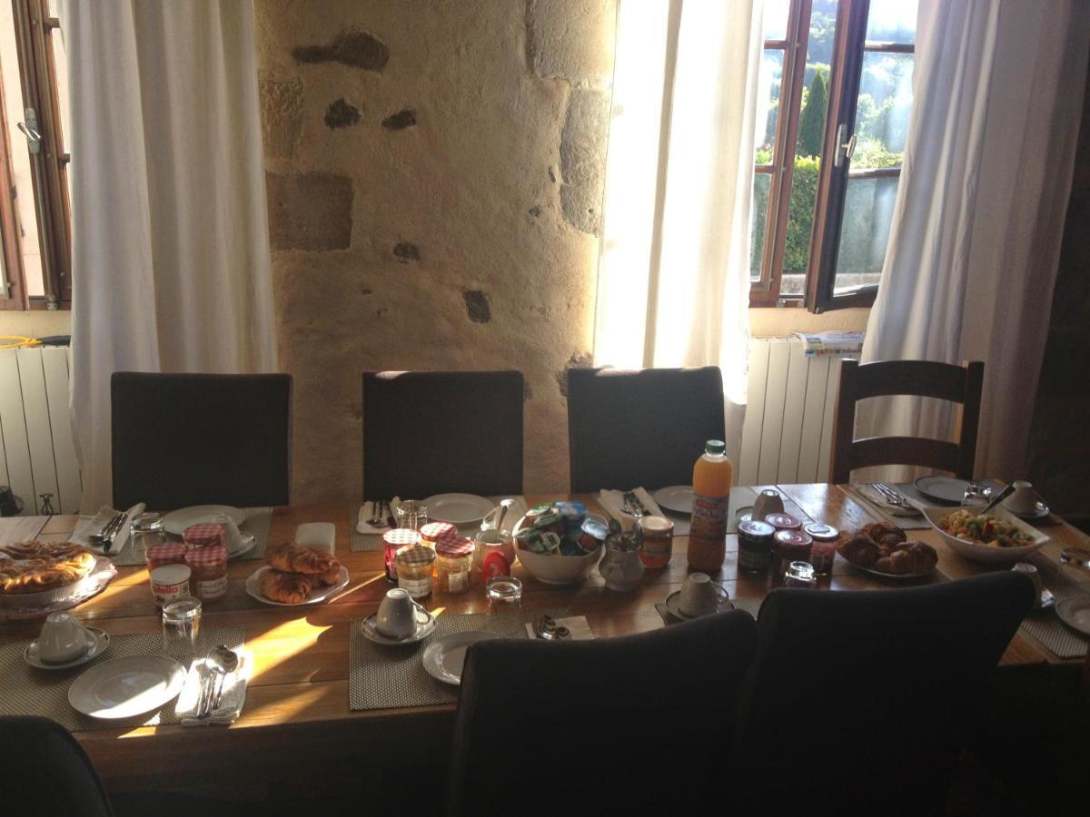 Pont Vieux Chambres D'Hotes Confolens Esterno foto